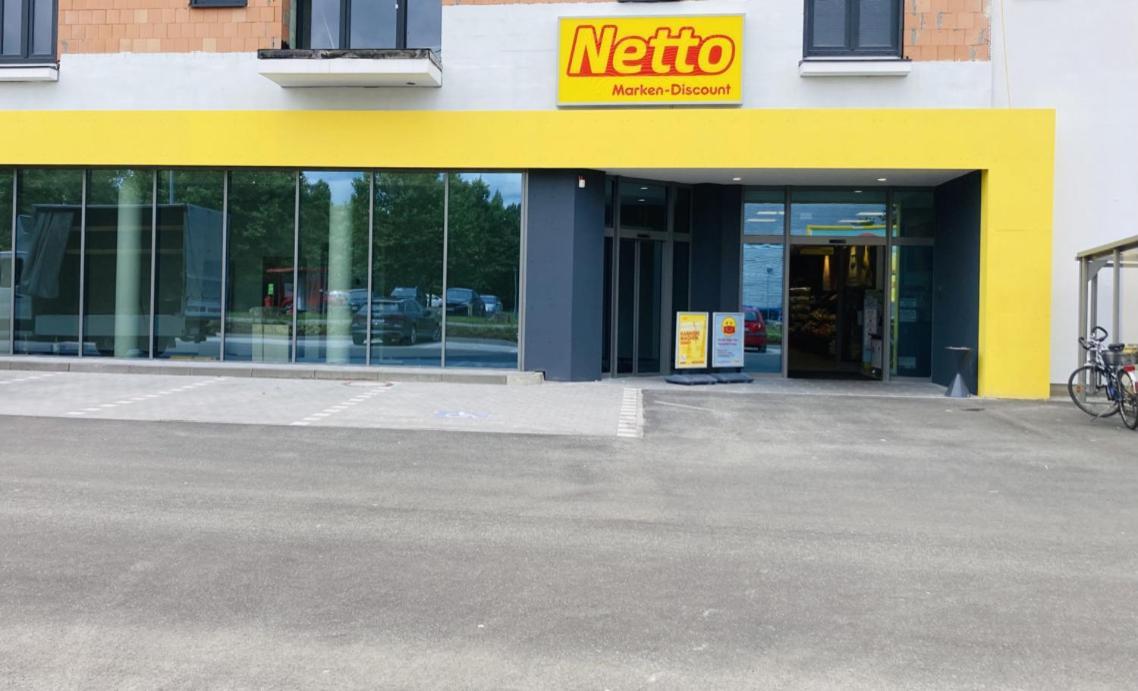 Living At Saarpartments -Adults Only- 2 Bedroom, Netflix - Business & Holiday Apartments For Long- And Short Term Stay, 3 Min To Train Station, Secure E-Bike Parking! Saarbruecken Exterior photo