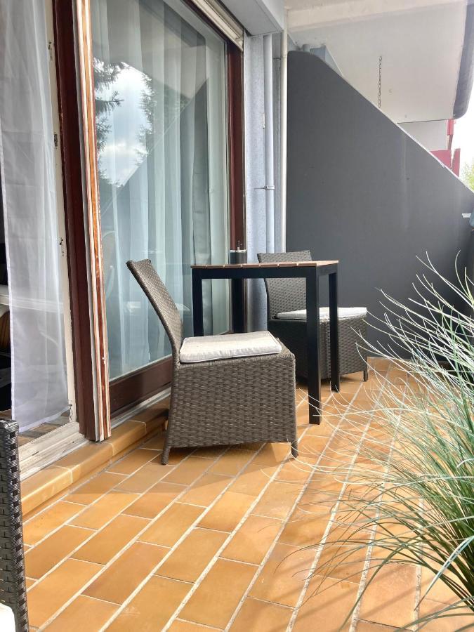 Living At Saarpartments -Adults Only- 2 Bedroom, Netflix - Business & Holiday Apartments For Long- And Short Term Stay, 3 Min To Train Station, Secure E-Bike Parking! Saarbruecken Exterior photo